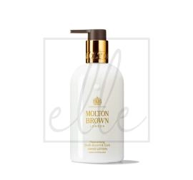 Molton brown oudh accord & gold lozione mani - 300ml