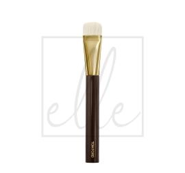 Shade & illuminate brush 04